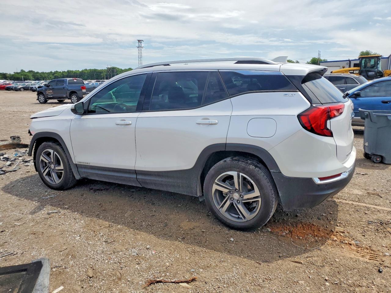 2021 GMC Terrain Slt - Фото 2
