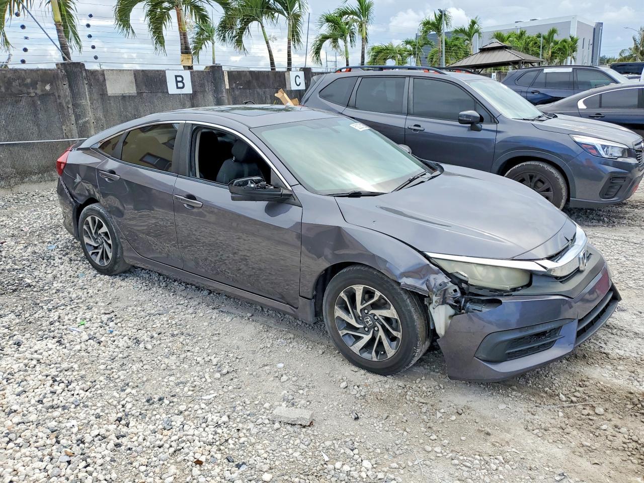 2016 Honda Civic Ex - Image 4