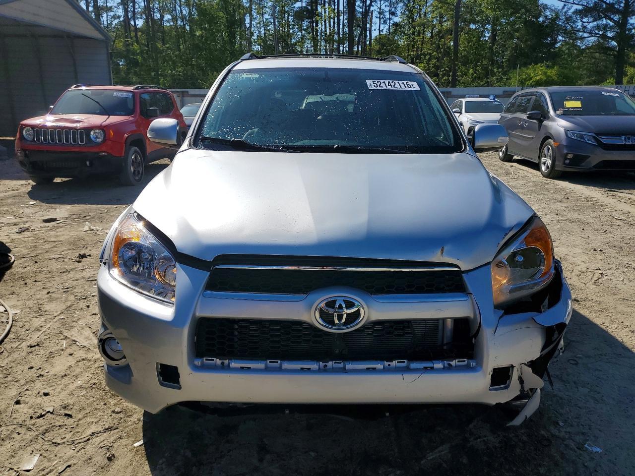 2011 Toyota Rav4 Limited - Image 5