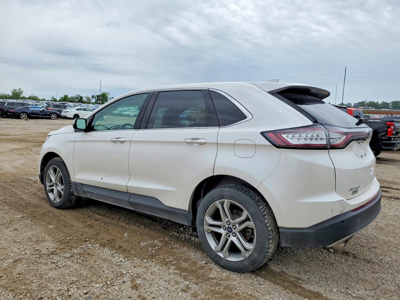2016 Ford Edge Titanium - Фото 2
