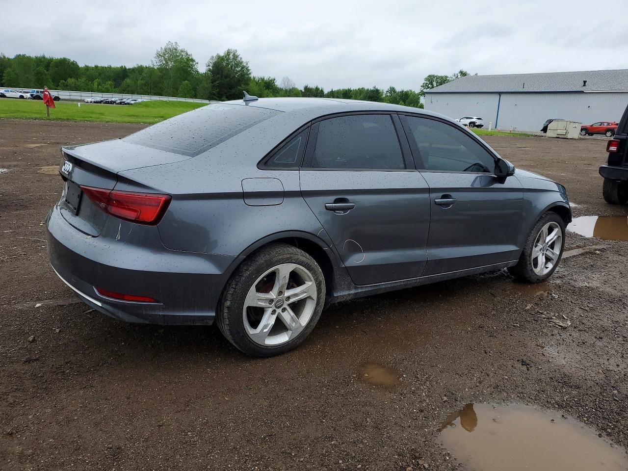 2018 Audi A3 Premium - Фото 3