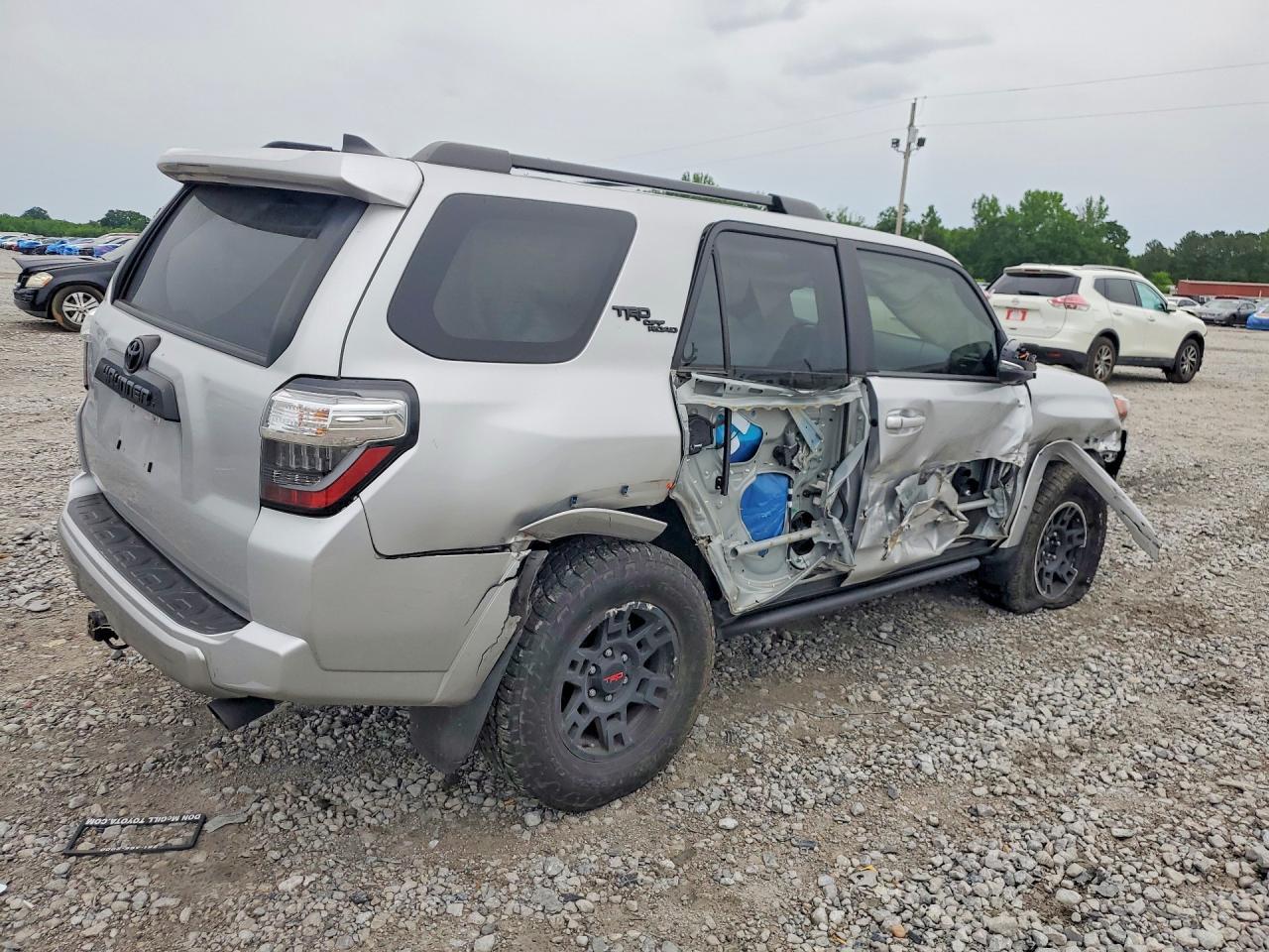 2023 Toyota 4Runner Trd Off-Road Premium - Image 3