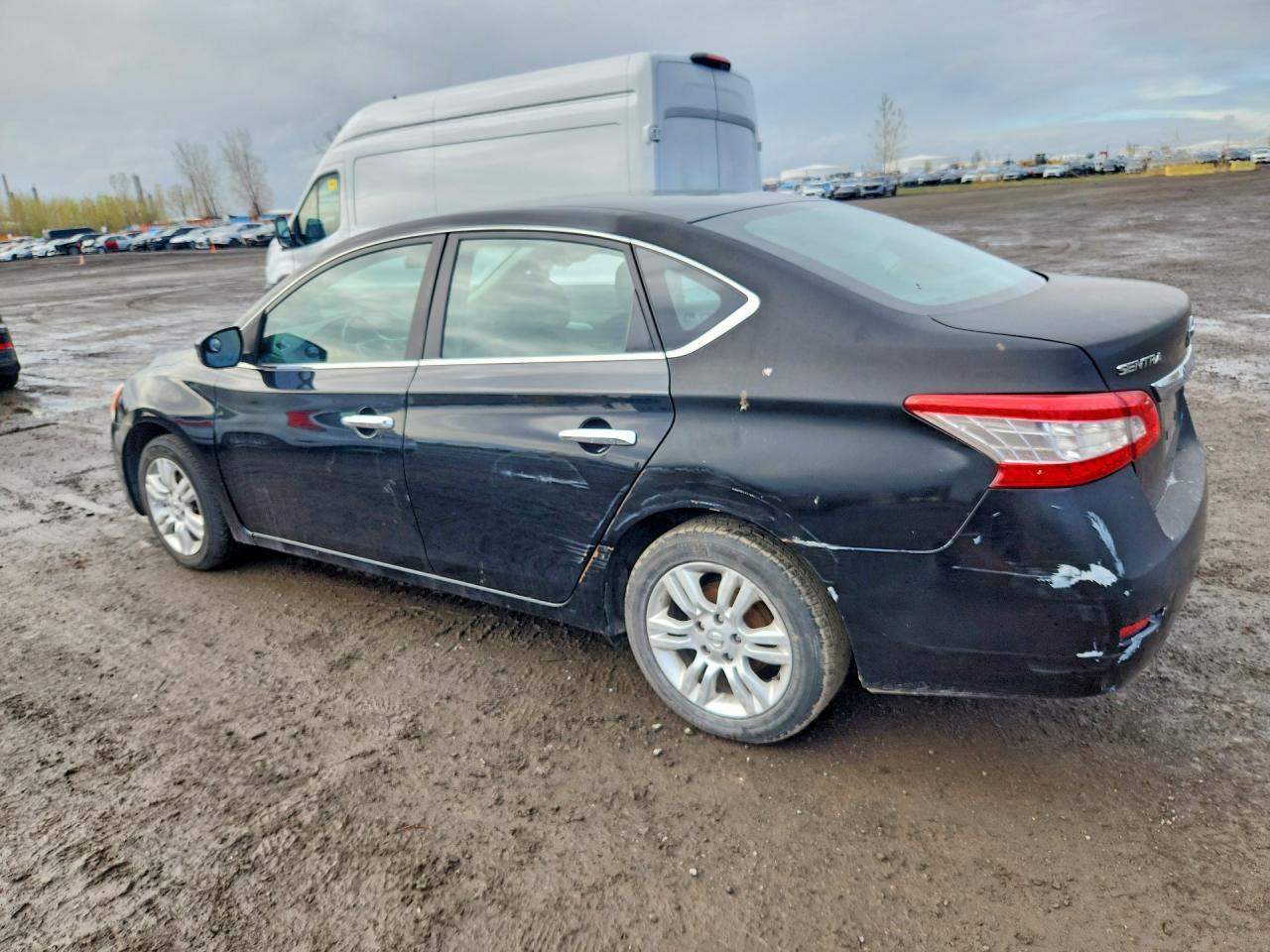 2013 Nissan Sentra S - Фото 2