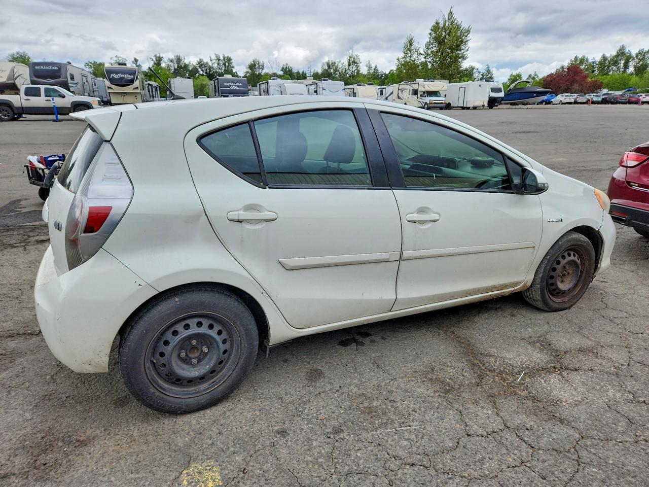 2013 Toyota Prius C Two - Image 3