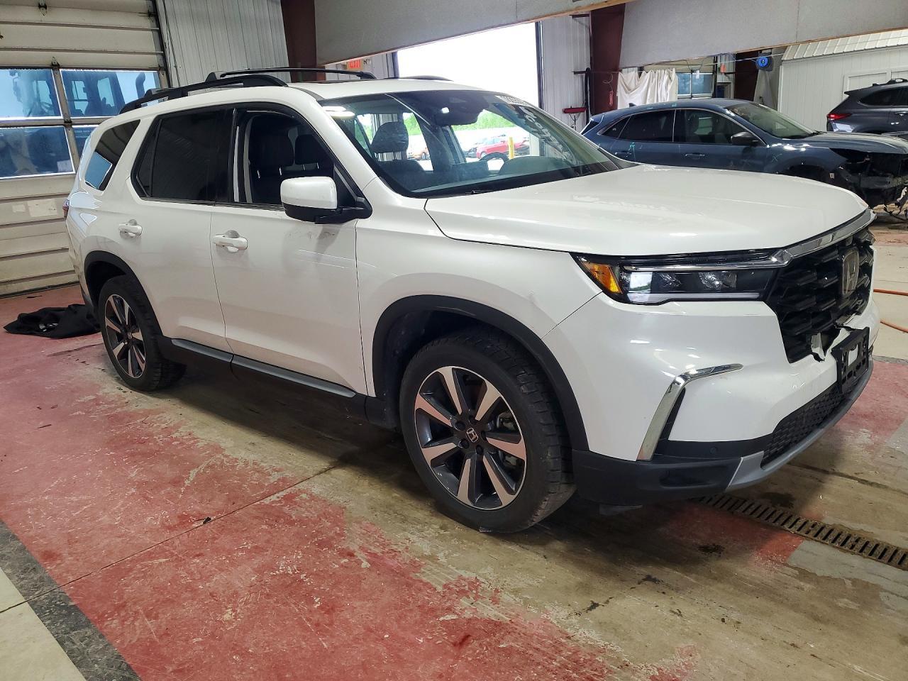 2025 Honda Pilot Elite - Image 4