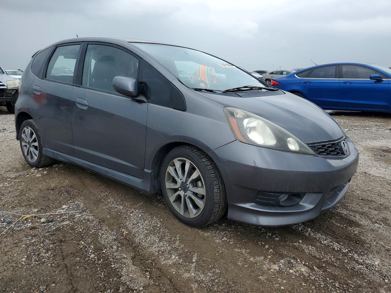 2013 Honda Fit Sport - Image 4