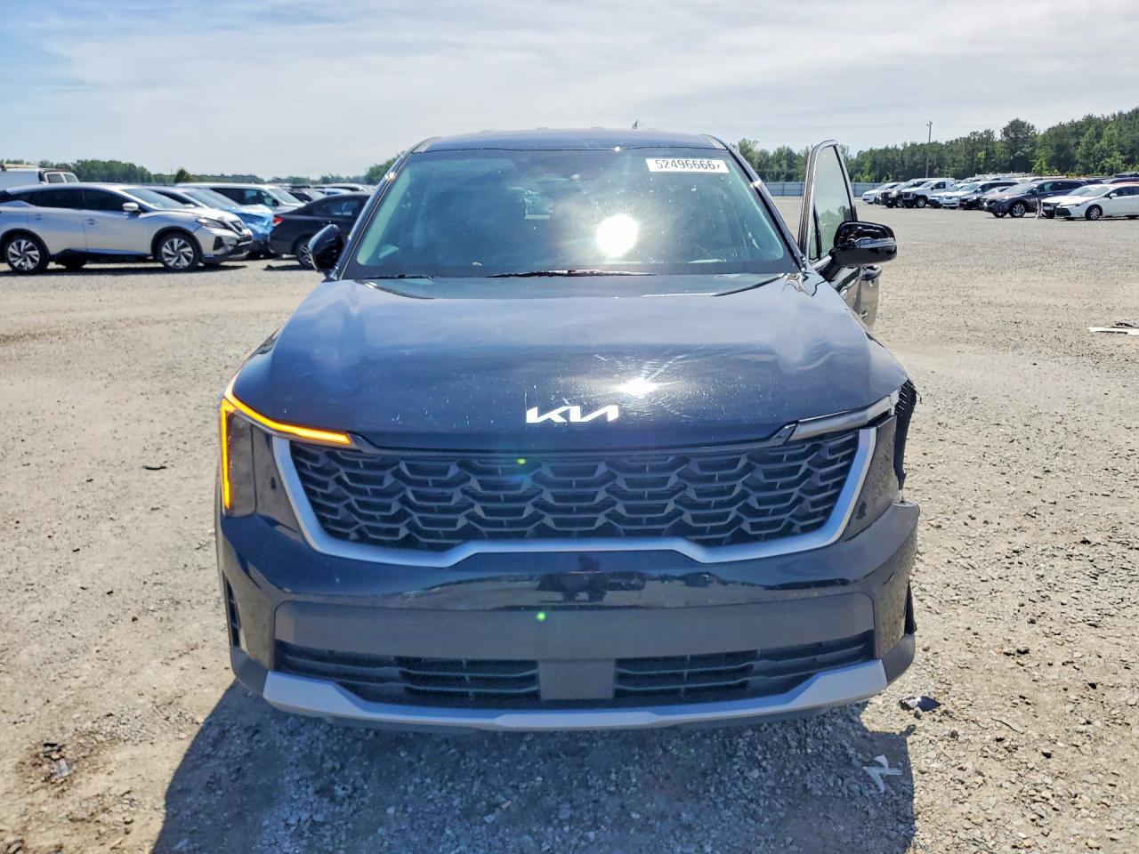 2024 Kia Sorento Lx - Image 5