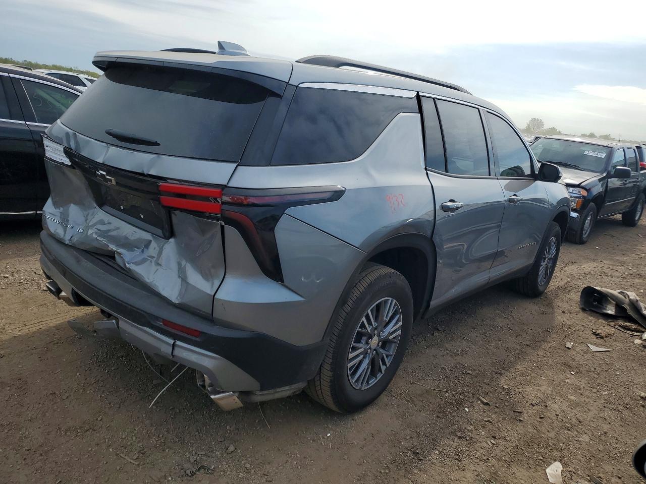 2026 Chevrolet Traverse Lt - Image 3