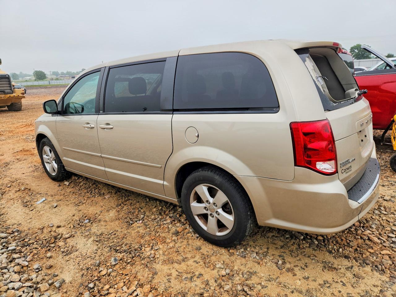 2013 Dodge Grand Caravan Se - Image 2