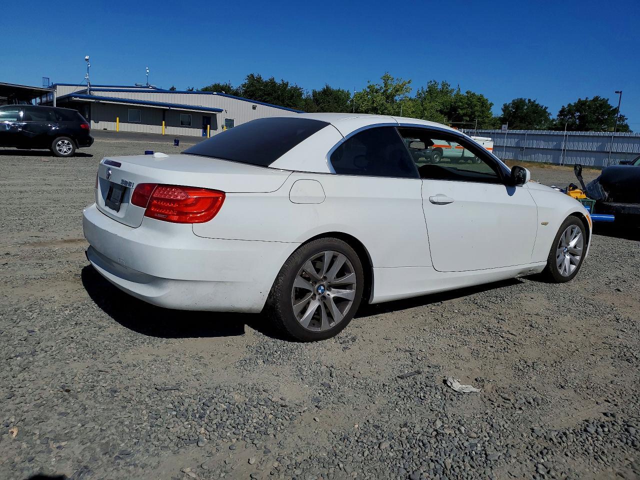 2011 BMW 328 I Sulev - Фото 3