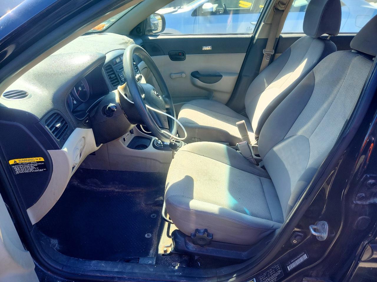 2011 Hyundai Accent Gls - Фото 7