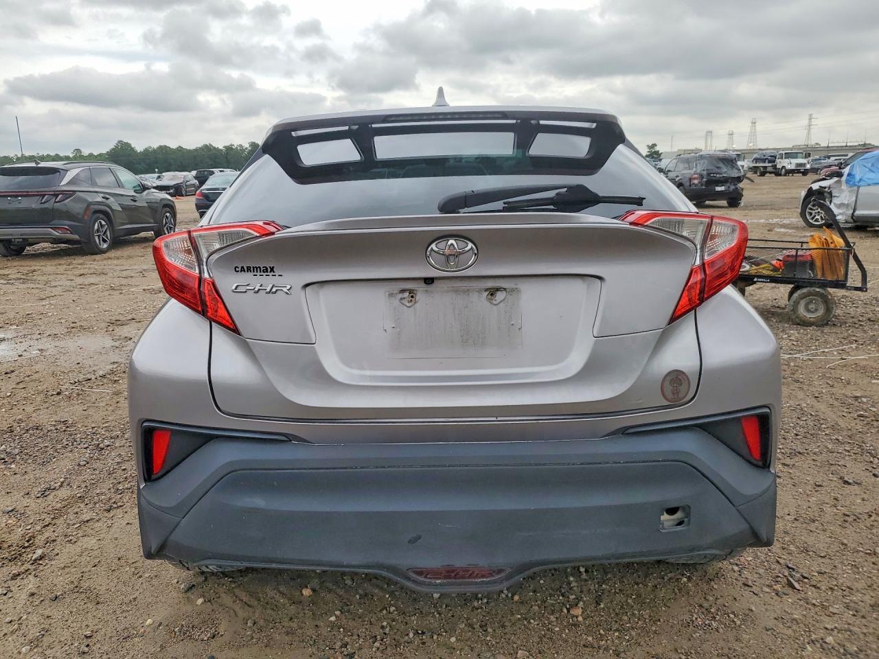 2018 Toyota C-Hr Xle Premium - Фото 6