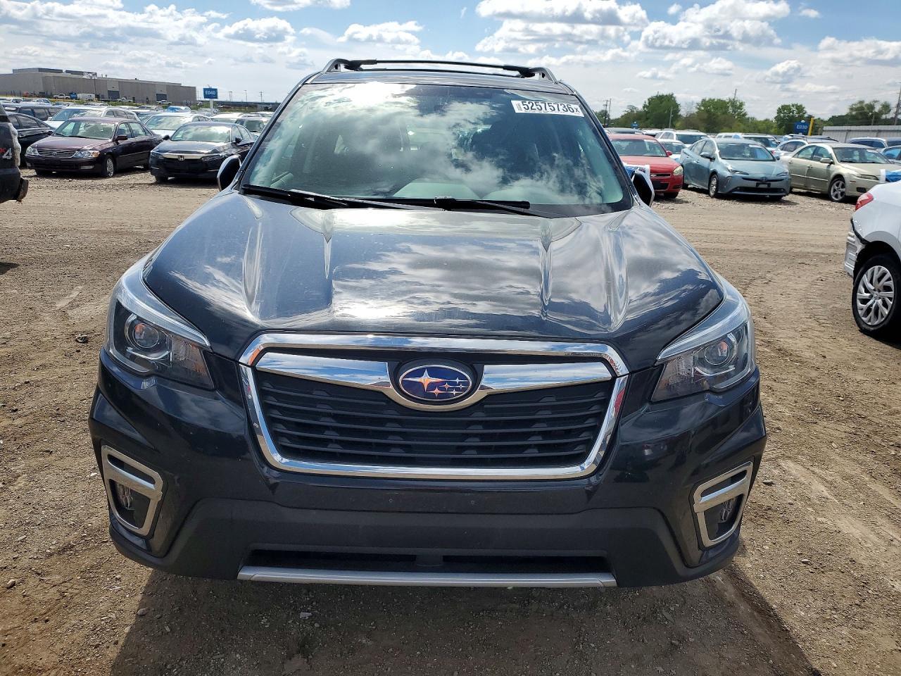 2019 Subaru Forester Touring - Image 5