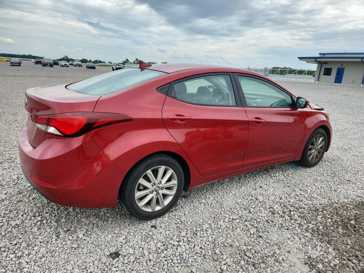 2016 Hyundai Elantra Se - Фото 3