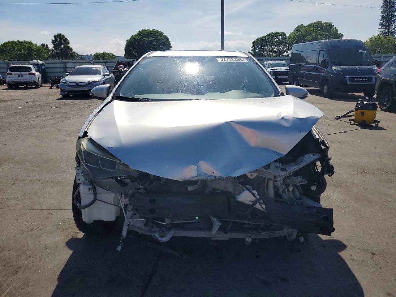 2017 Toyota Corolla Se - Фото 5