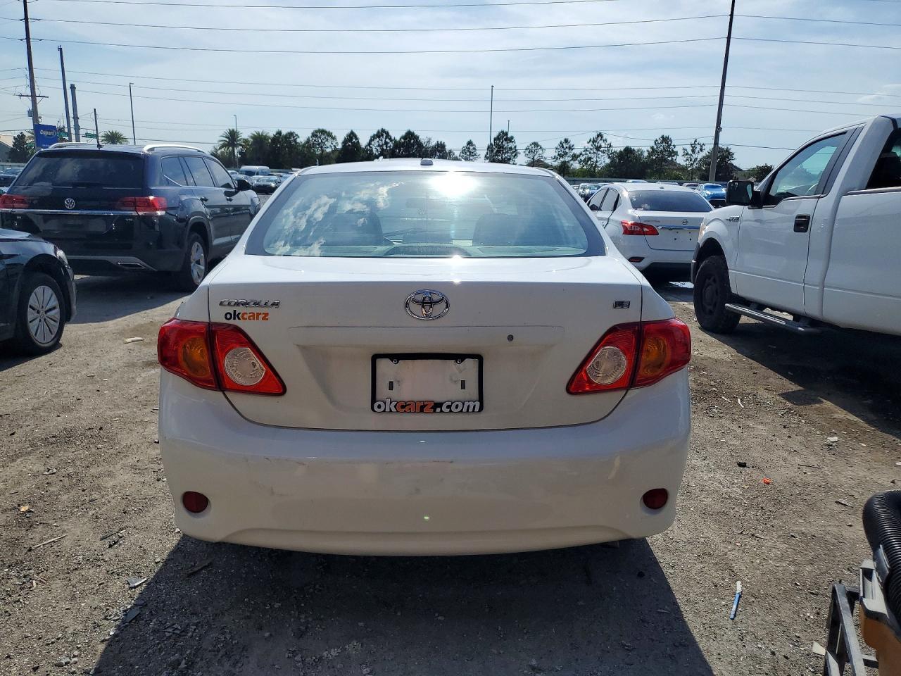 2010 Toyota Corolla Le - Image 6
