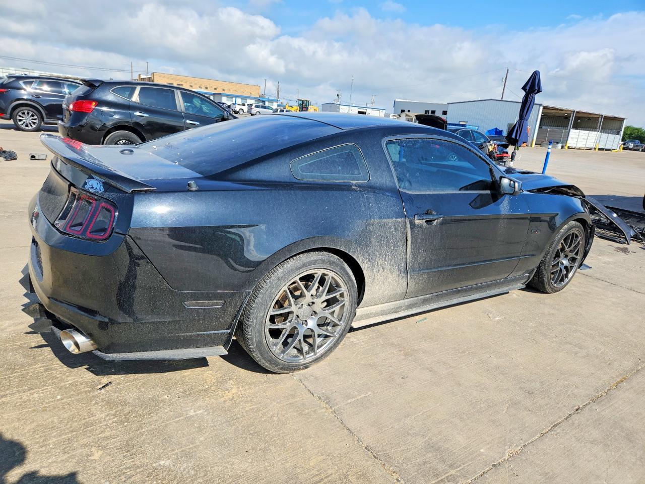 2014 Ford Mustang Gt - Фото 3