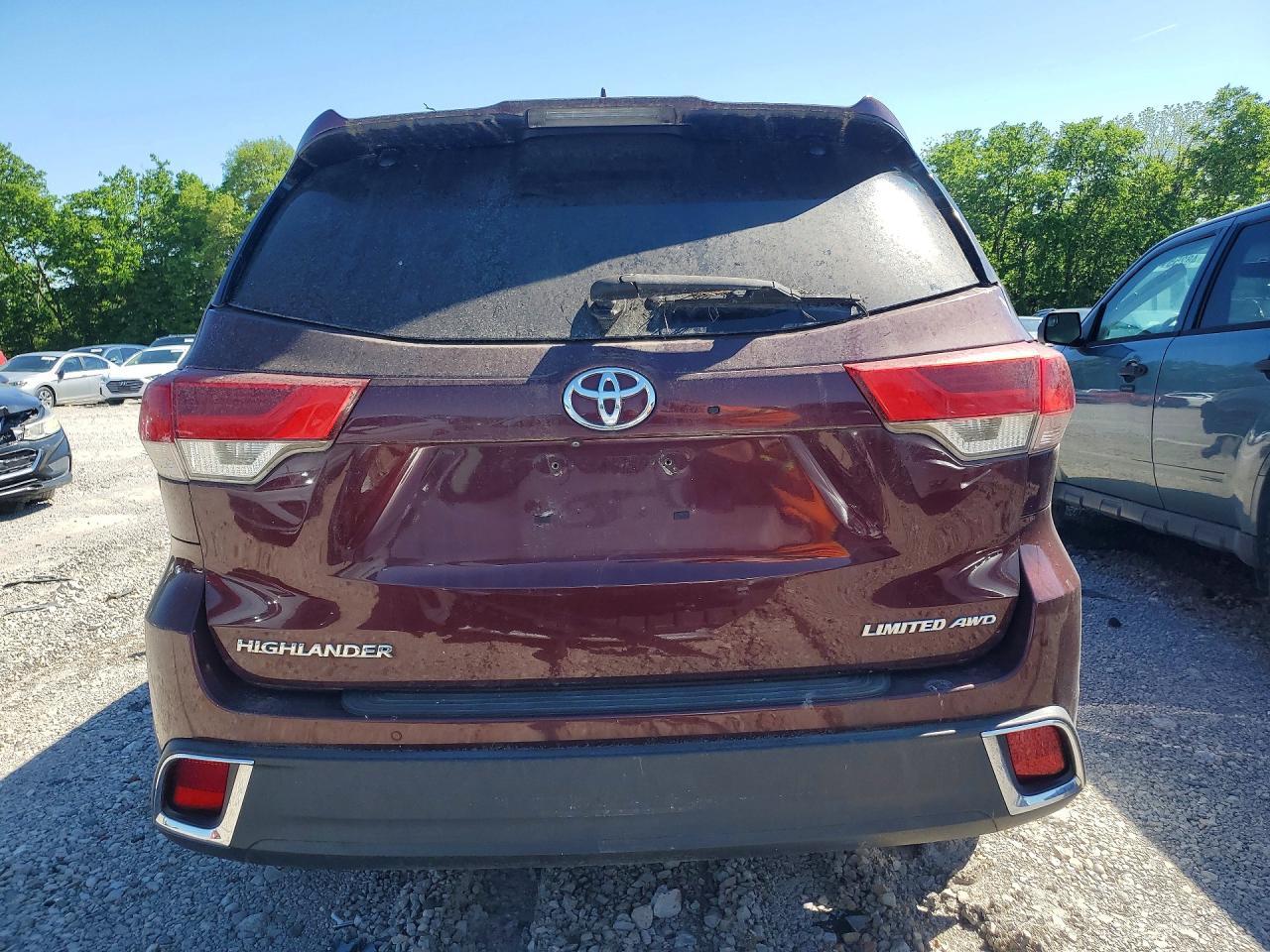 2018 Toyota Highlander Limited Platinum - Фото 6