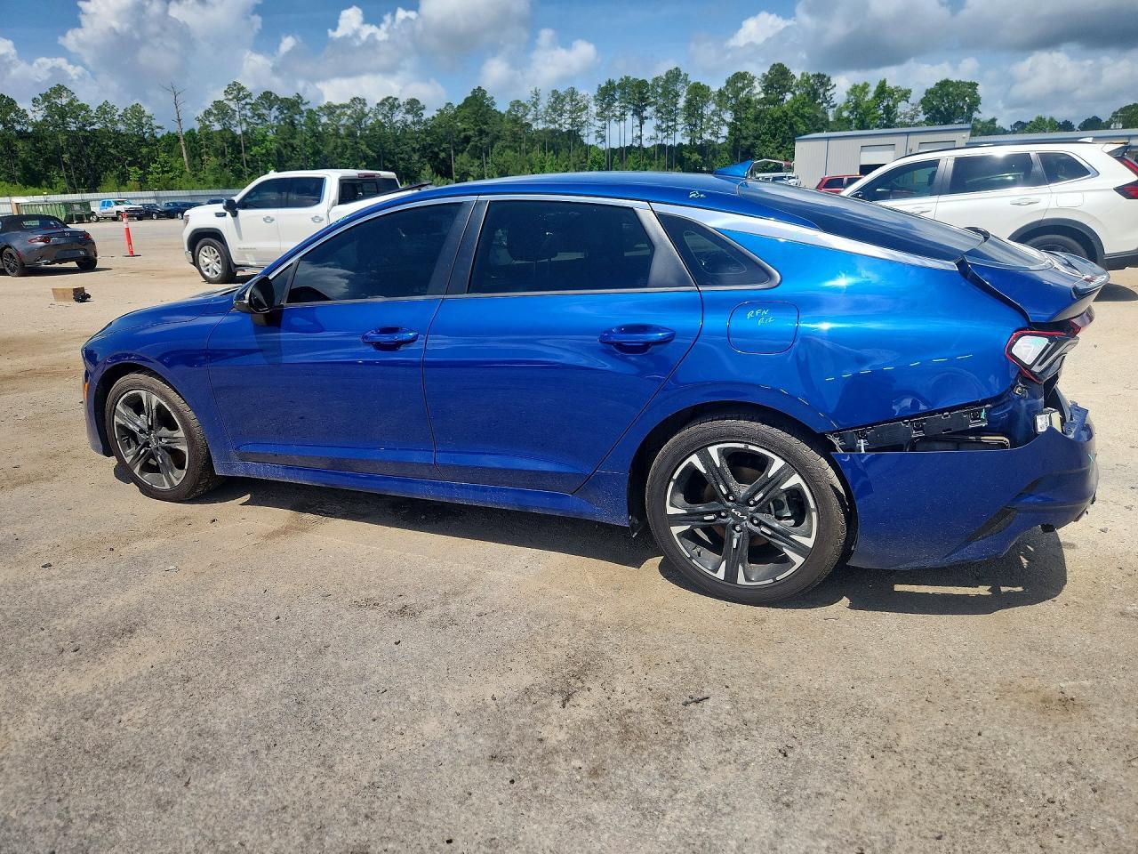 2023 Kia K5 Gt Line - Фото 2