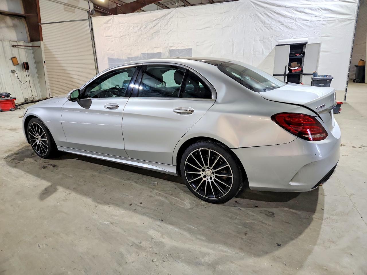 2015 Mercedes-Benz C 300 4Matic - Фото 2