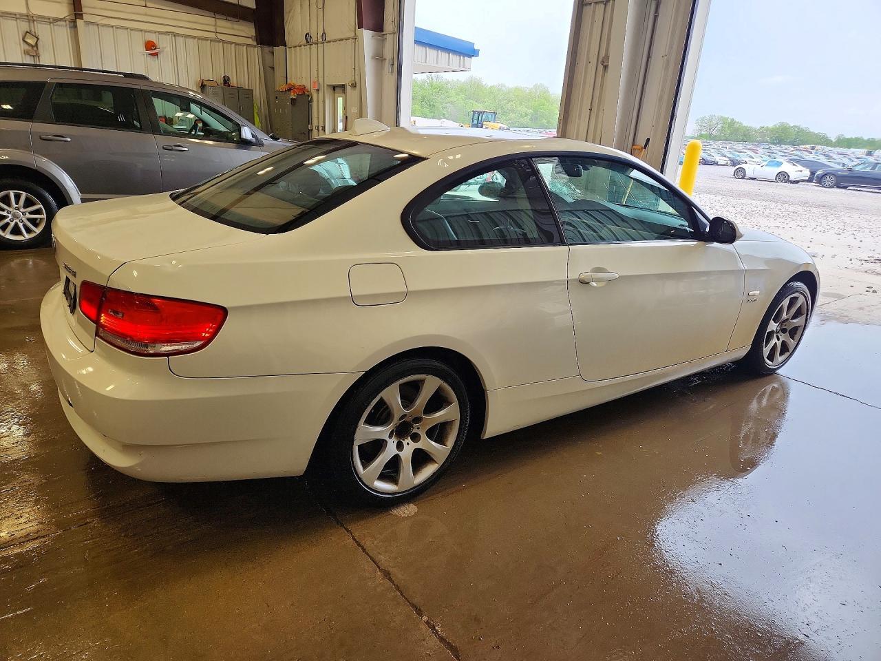 2009 BMW 328 Xi - Фото 3