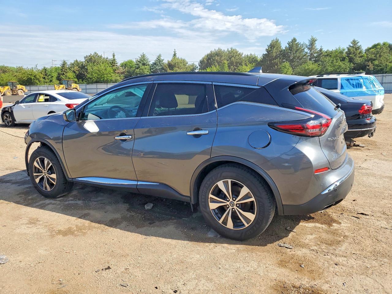 2020 Nissan Murano Sv - Image 2