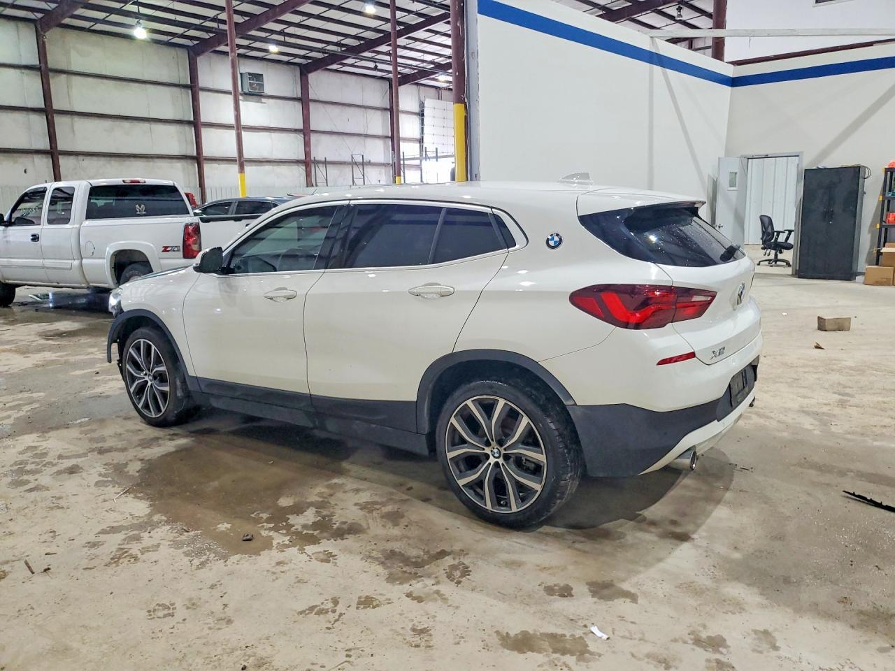 2021 BMW X2 Sdrive28I - Фото 2