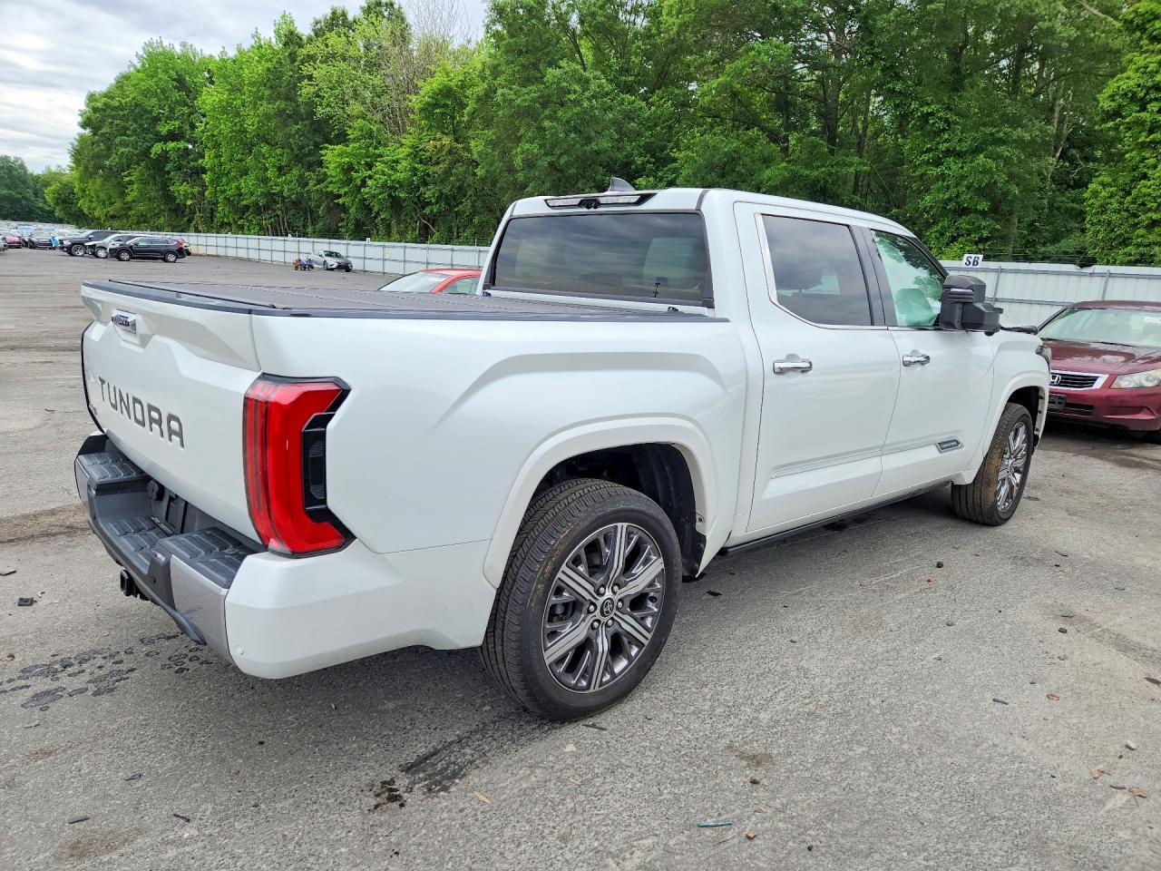 2023 Toyota Tundra Crewmax Capstone - Image 3