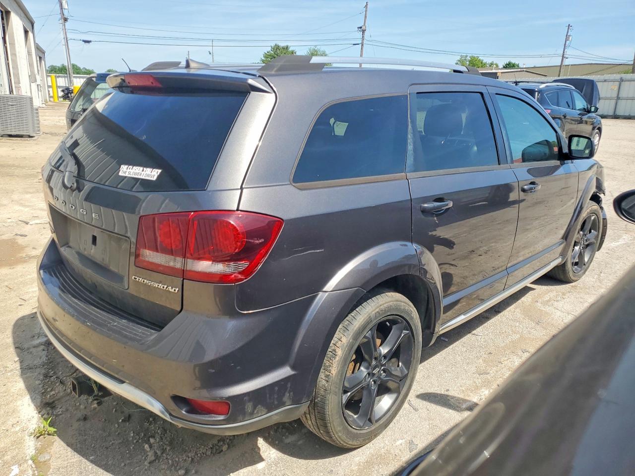 2019 Dodge Journey Crossroad - Фото 3