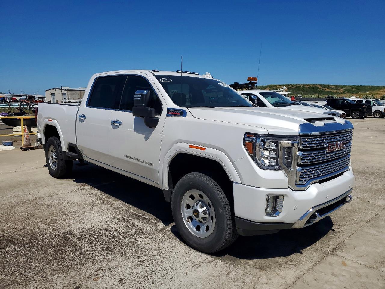 2022 GMC Sierra K2500 Denali - Image 4