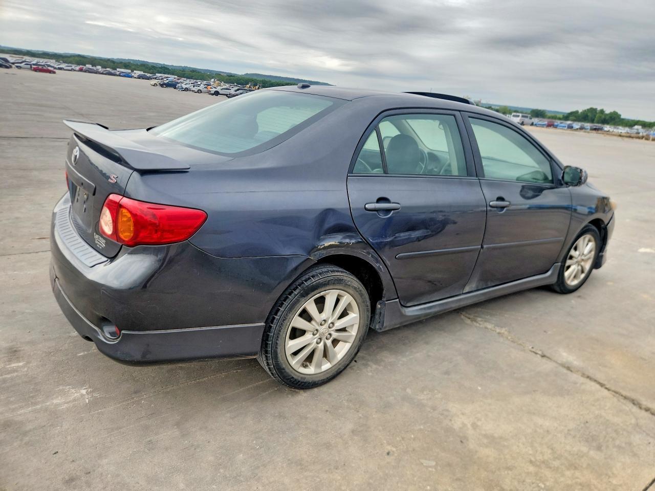 2009 Toyota Corolla S - Фото 3