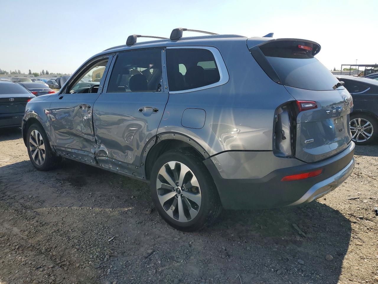 2020 Kia Telluride S - Image 2