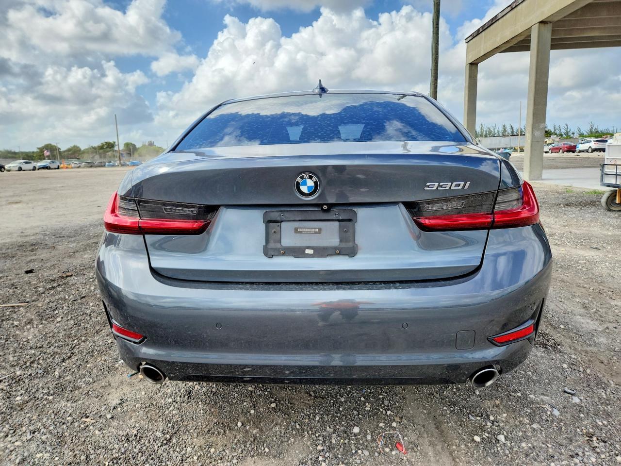 2019 BMW 330I - Фото 6