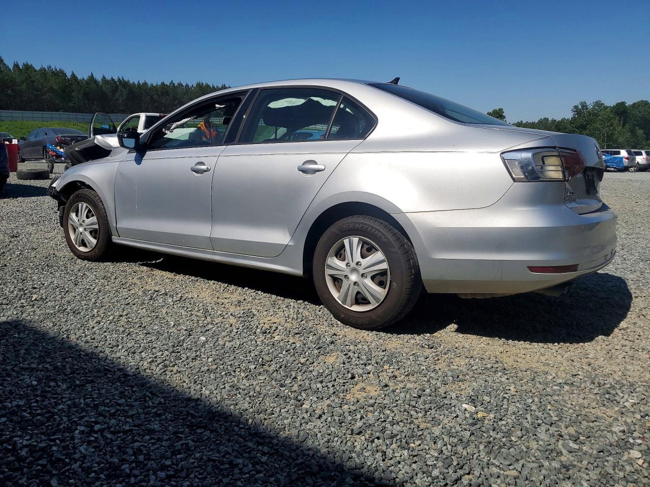 2015 Volkswagen Jetta Base - Фото 2