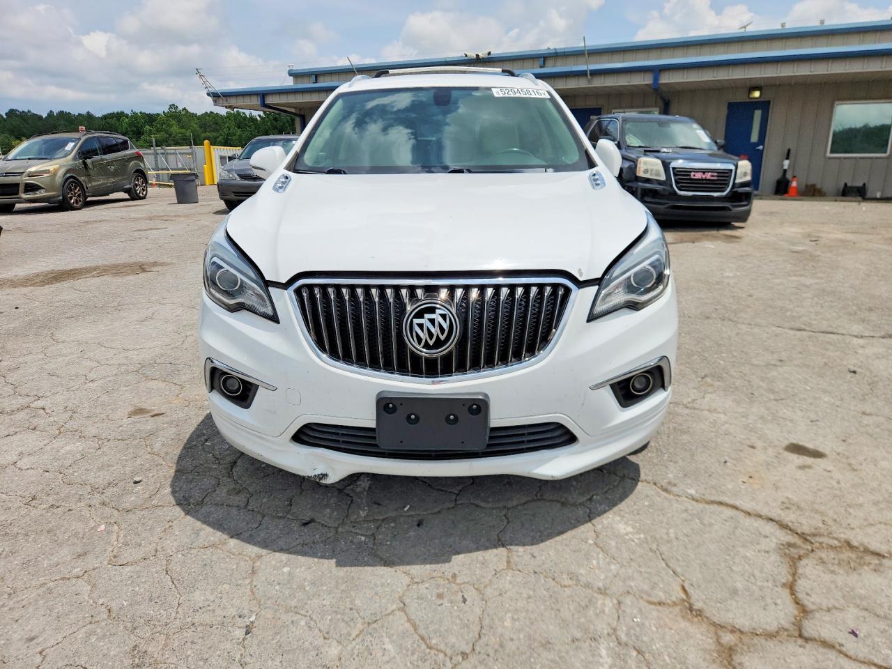 2017 Buick Envision Essence - Image 5