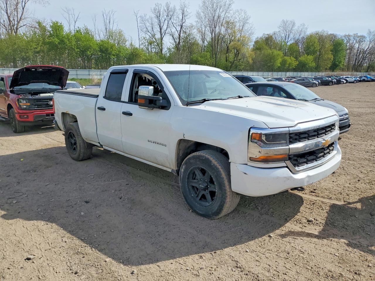 2016 Chevrolet Silverado K1500 - Фото 4