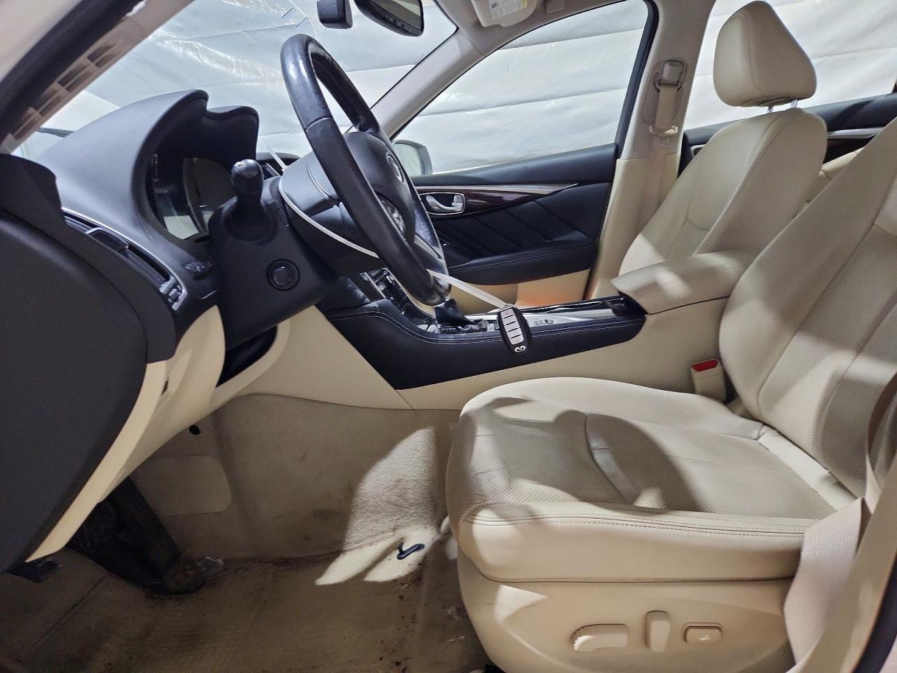 2017 Infiniti Q50 3.0T Premium - Image 7