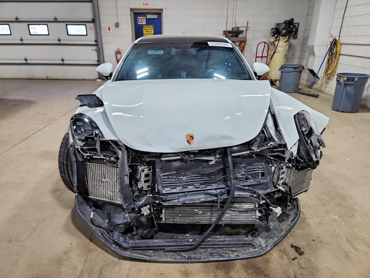 2019 Porsche Panamera 4S - Фото 5