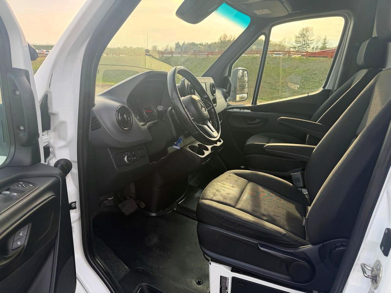 2021 Mercedes-Benz Sprinter 4500 - Фото 5