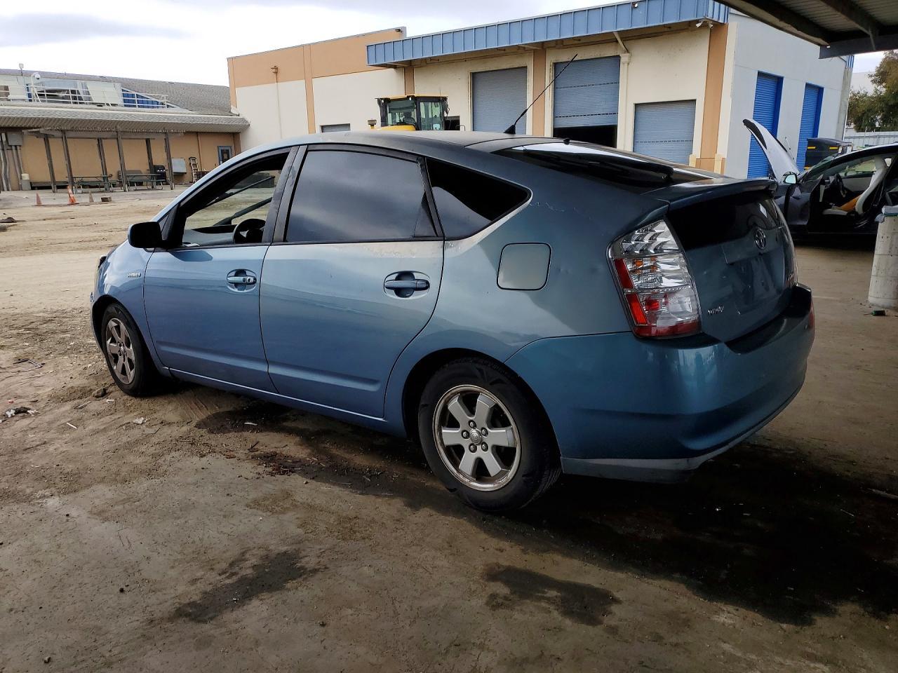 2007 Toyota Prius Base - Image 2
