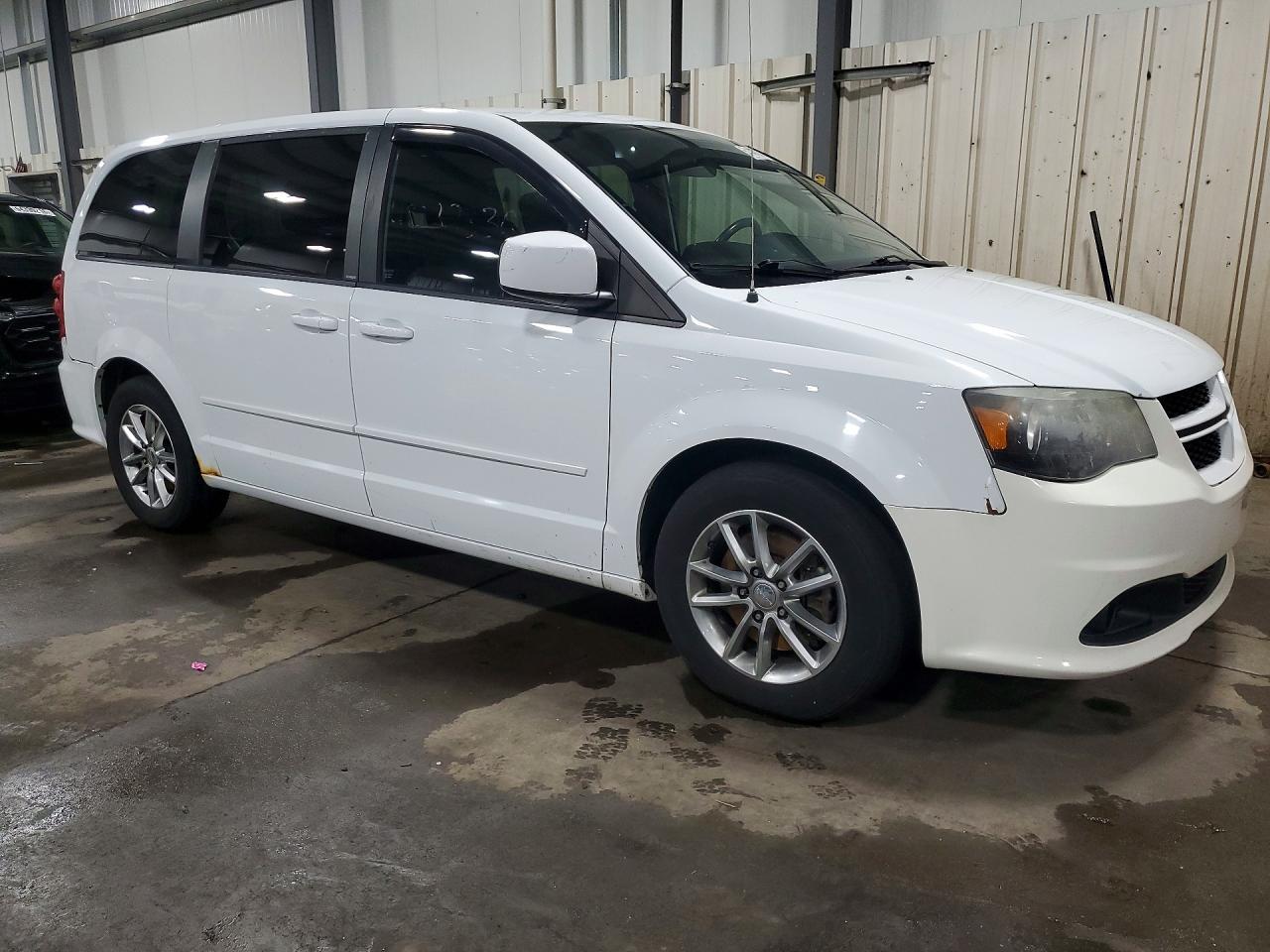 2014 Dodge Grand Caravan R - Image 4