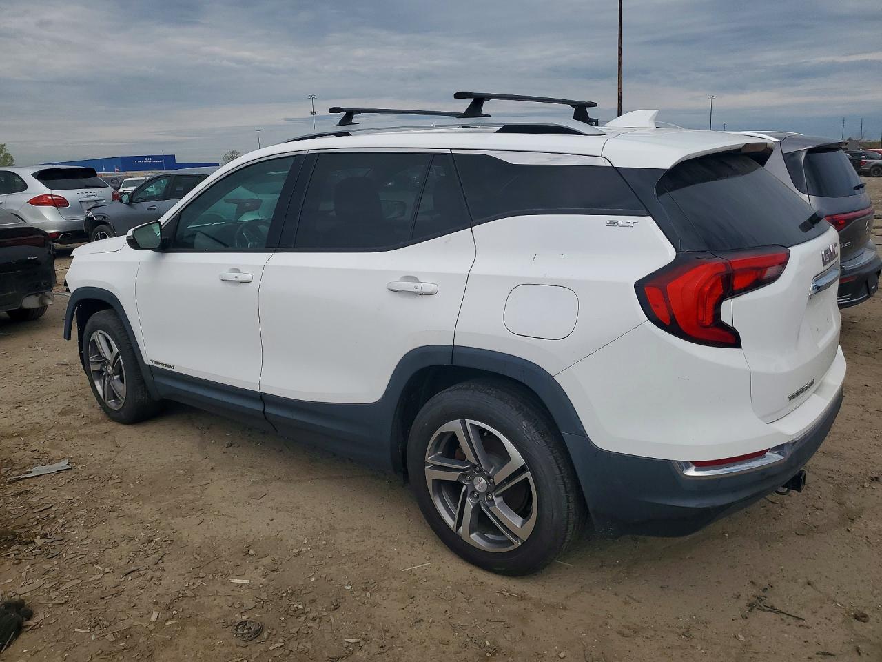 2019 GMC Terrain Slt - Фото 2