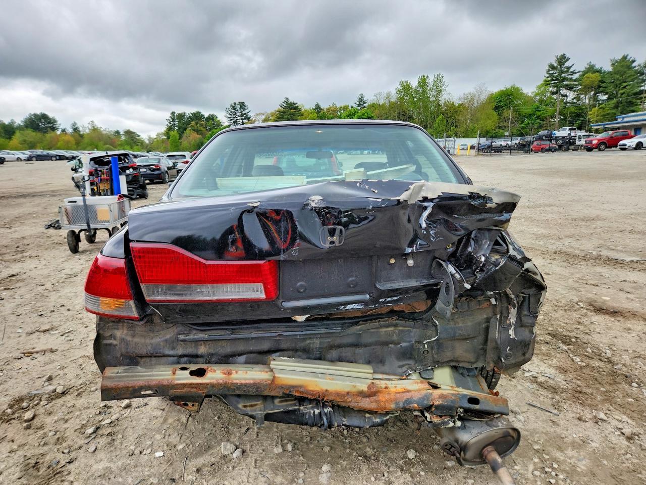 2002 Honda Accord Lx - Image 6