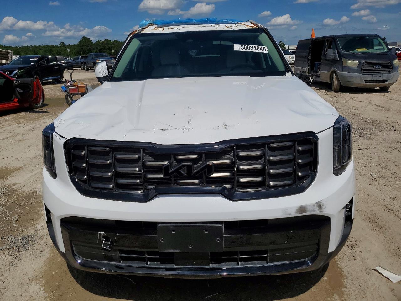 2025 Kia Telluride S - Image 5