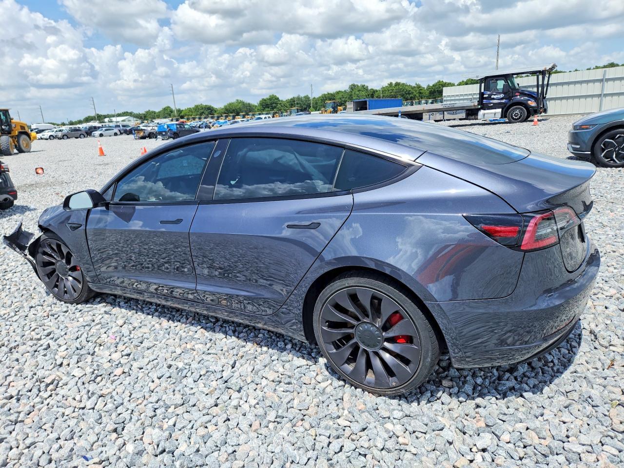 2021 Tesla Model 3 - Image 2