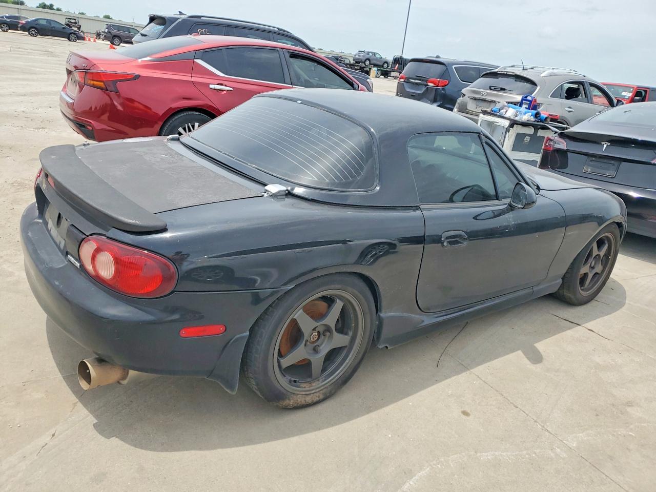 2002 Mazda Mx-5 Miata Base - Image 3