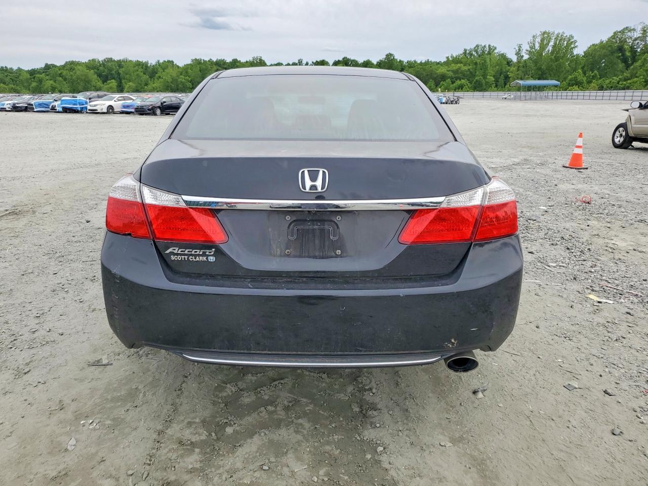 2015 Honda Accord Lx - Image 6