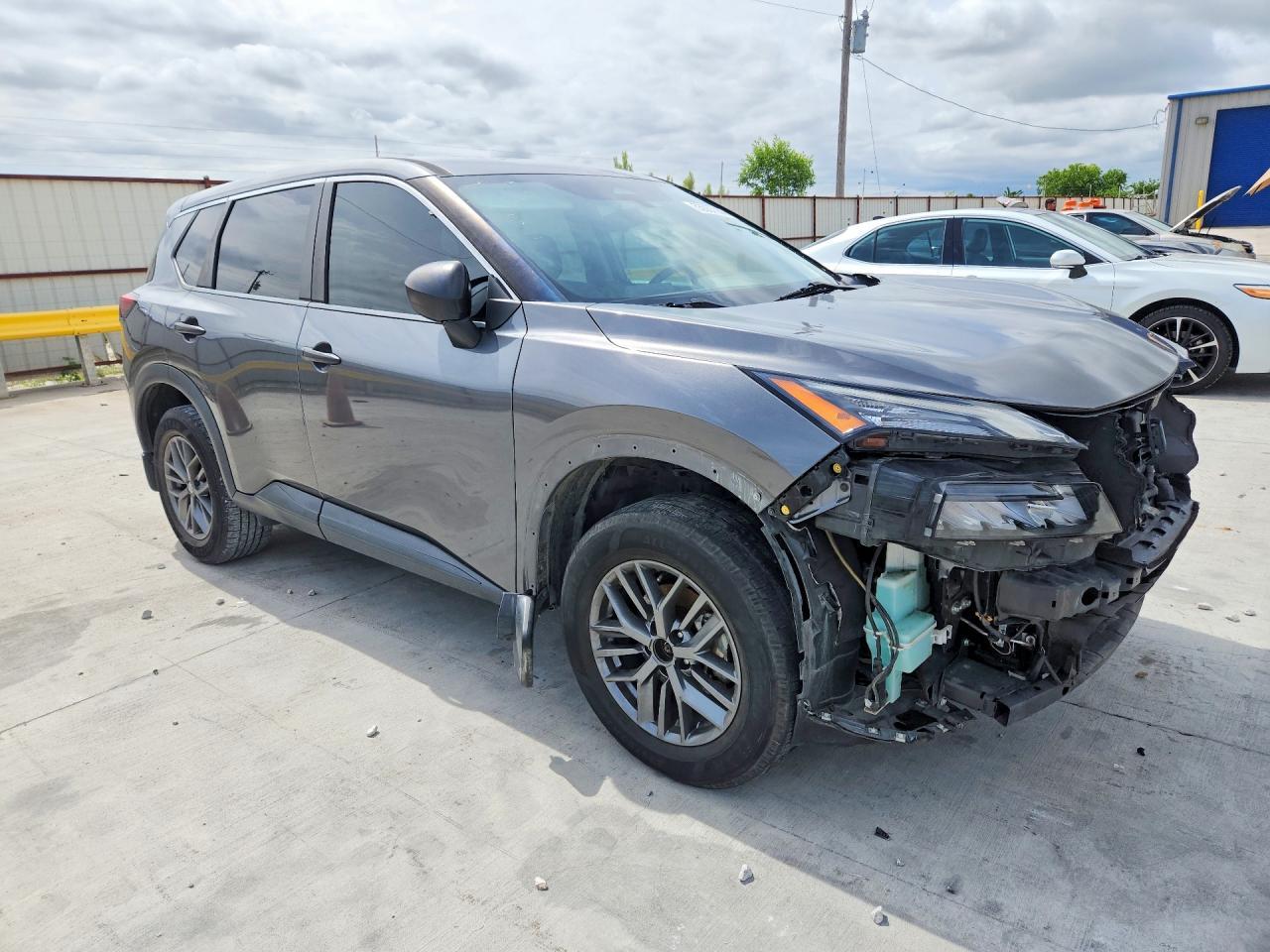2021 Nissan Rogue S - Image 4