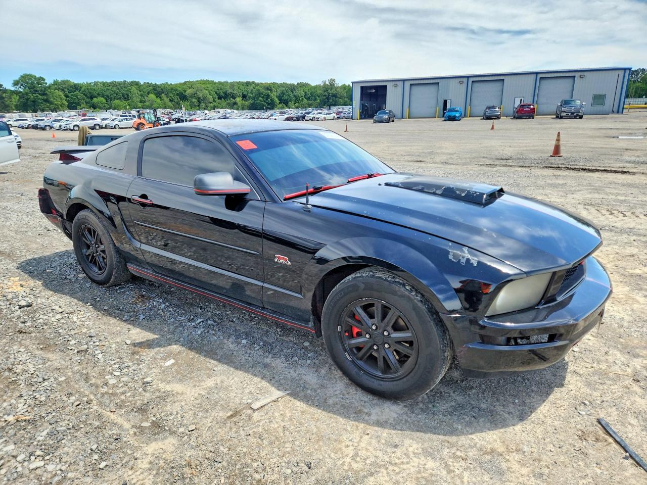 2008 Ford Mustang - Image 4