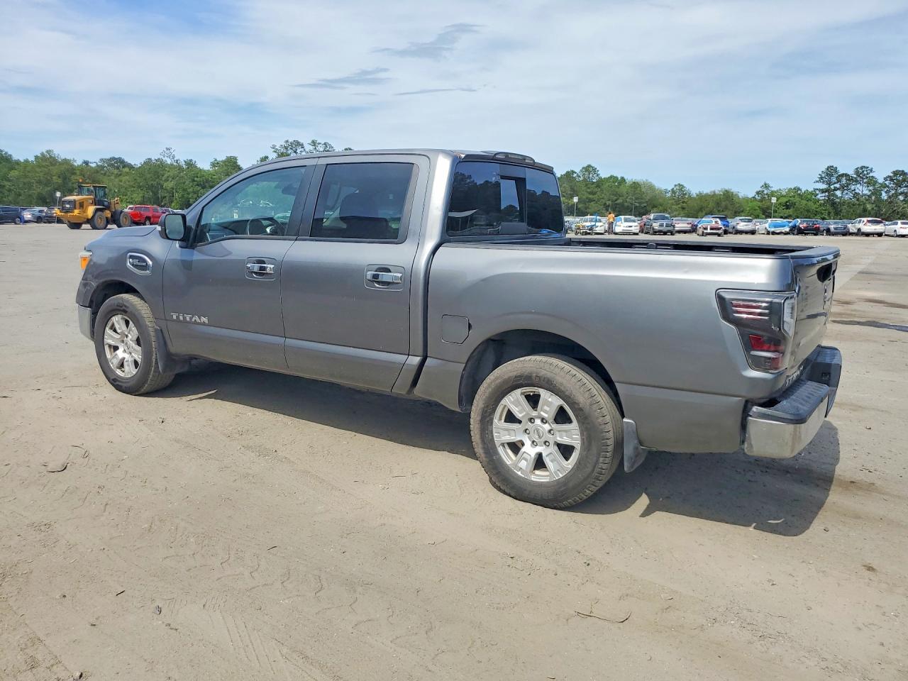 2017 Nissan Titan S - Фото 2